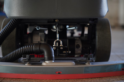 榮事達(dá)洗地機(jī)適用范圍大，清潔效果好